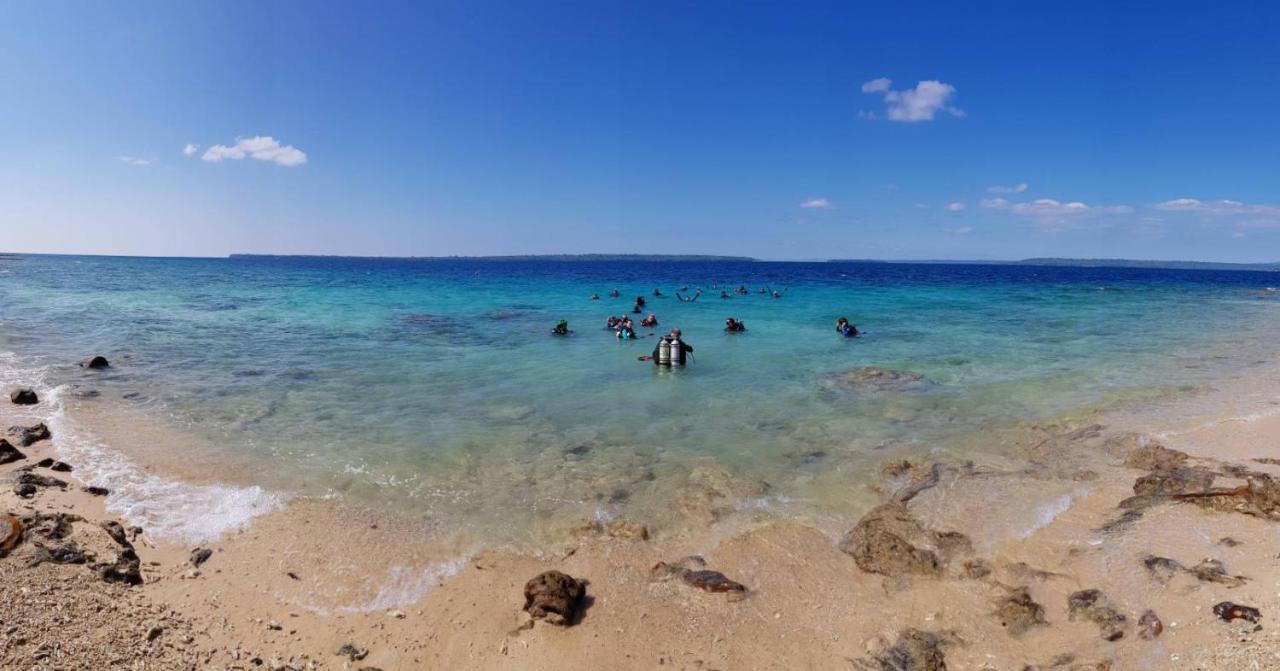 Coral Quays Fish And Dive Resort Espiritu Santo Island Luaran gambar